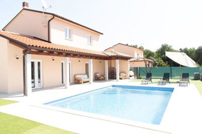 1 - Fažana, Property