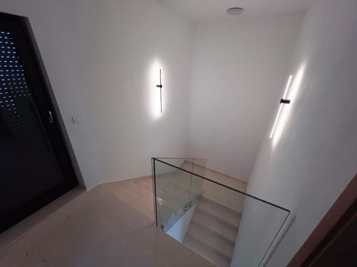 Image No.22-3 Bed Property for sale