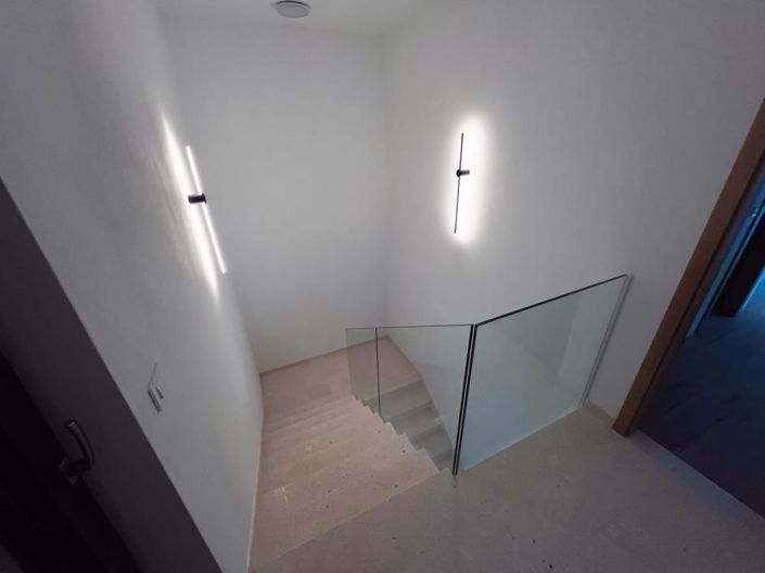 Image No.24-3 Bed Property for sale