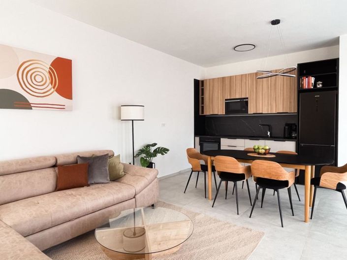 Image No.7-3 Bed Property for sale