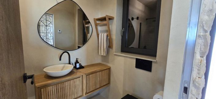 Image No.20-Propriété de 2 chambres à vendre à Karojba