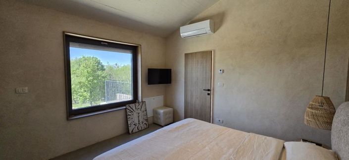 Image No.24-2 Bed Property for sale