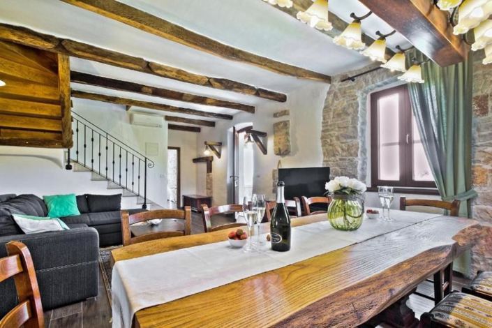 Image No.10-Propriété de 4 chambres à vendre à Umag