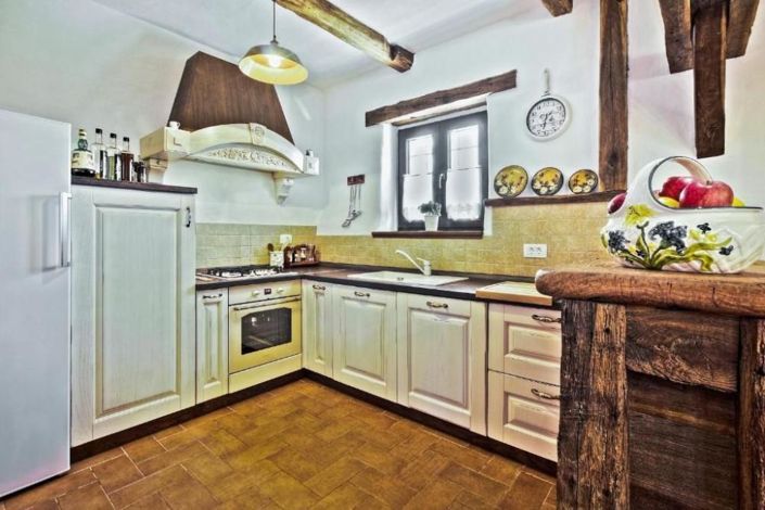 Image No.7-Propriété de 4 chambres à vendre à Umag