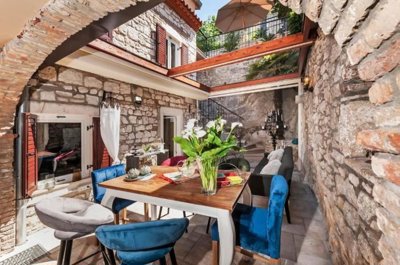1 - Rovinj, Property