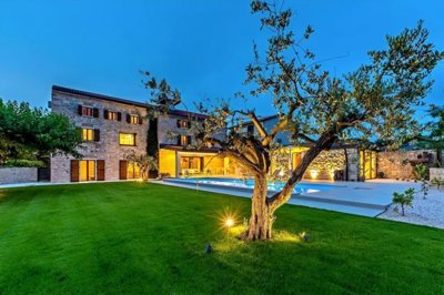 1 - Brtonigla, Property