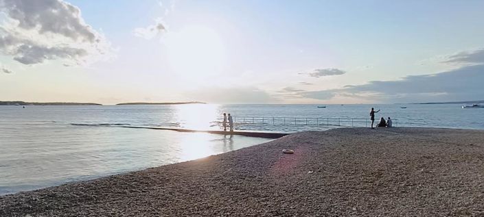 Image No.23-19 Bed Property for sale