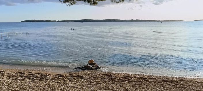 Image No.25-19 Bed Property for sale