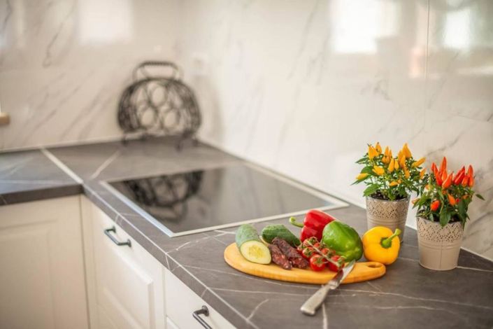 Image No.18-3 Bed Property for sale