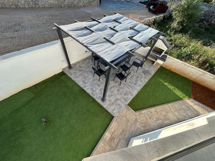 Image No.16-4 Bed Property for sale