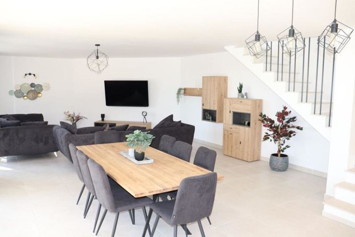 Image No.4-Propriété de 4 chambres à vendre à Croatie