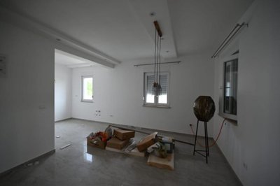 108083-476581
