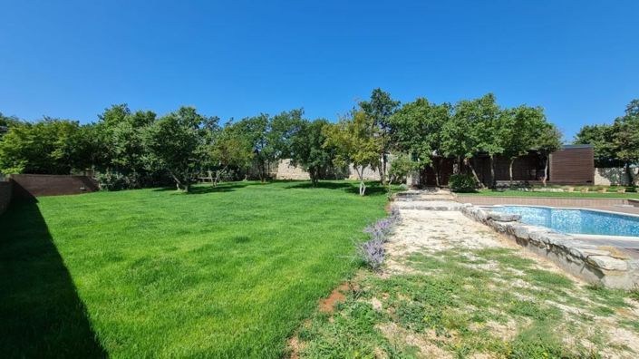 Image No.13-3 Bed Property for sale