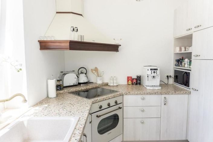 Image No.21-3 Bed Property for sale