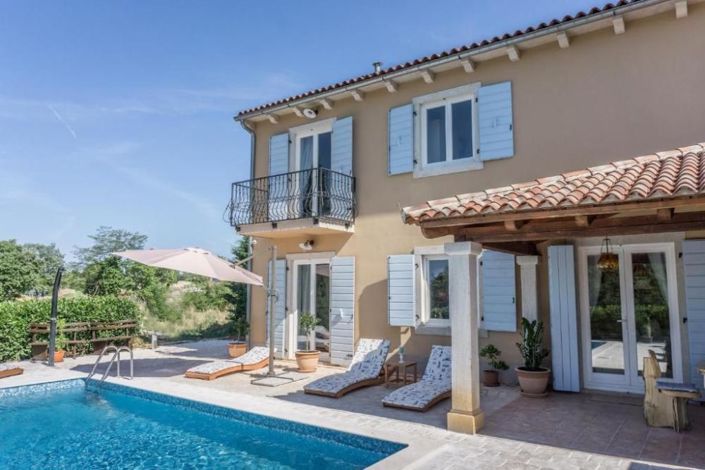 Image No.4-3 Bed Property for sale