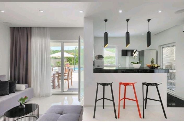 Image No.11-3 Bed Property for sale