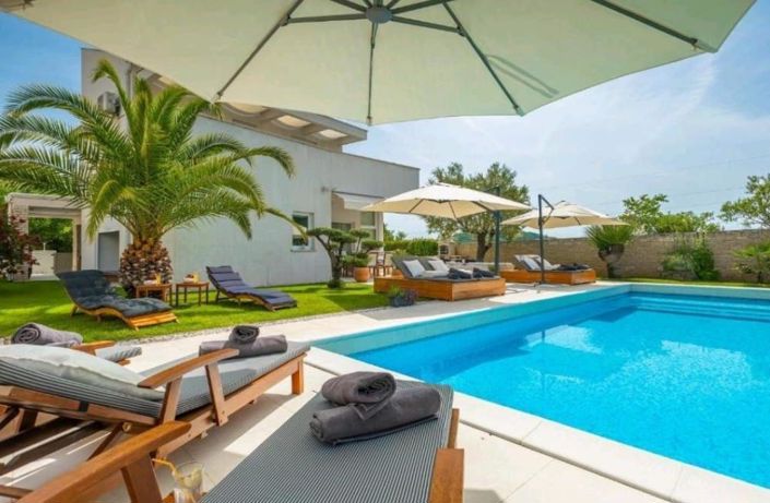 Image No.2-3 Bed Property for sale