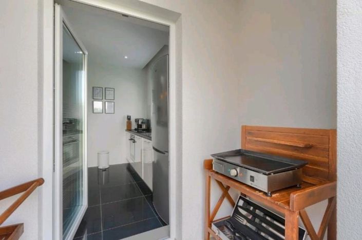 Image No.22-3 Bed Property for sale