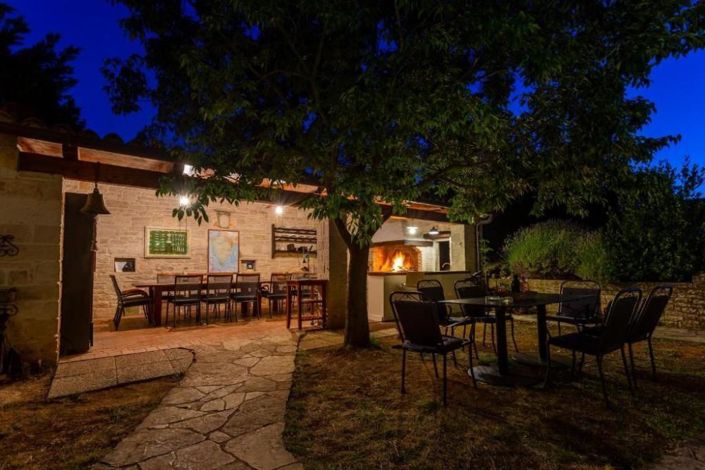 Image No.4-Propriété de 7 chambres à vendre à Croatie