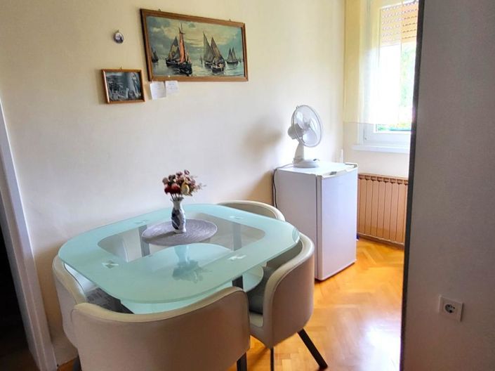 Image No.21-5 Bed Property for sale