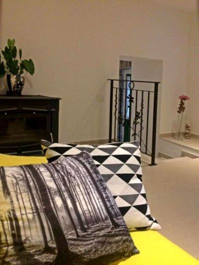 Image No.13-2 Bed Property for sale