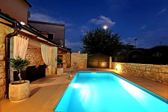 Image No.5-2 Bed Property for sale