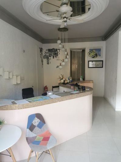 Image No.2-19 Bed Property for sale