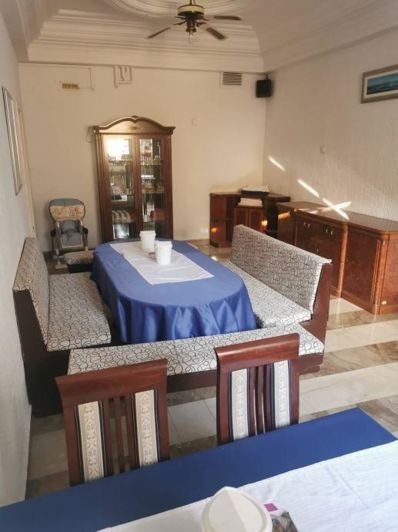 Image No.4-19 Bed Property for sale