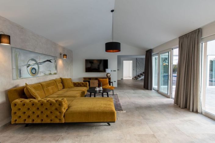 Image No.21-4 Bed Property for sale