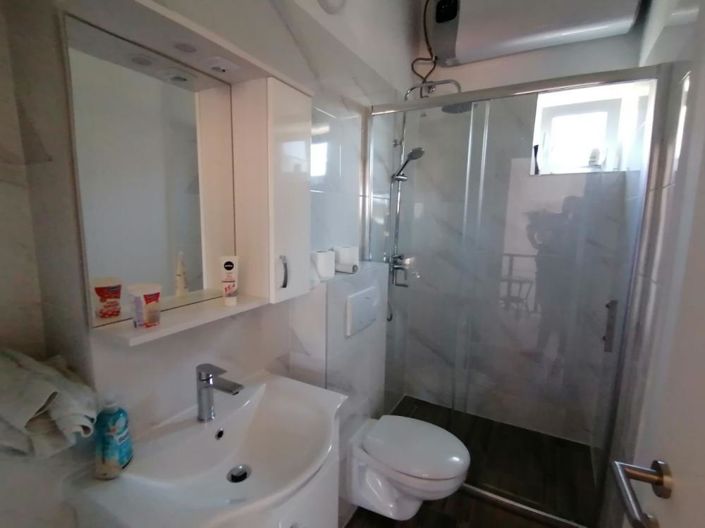 Image No.23-4 Bed Property for sale