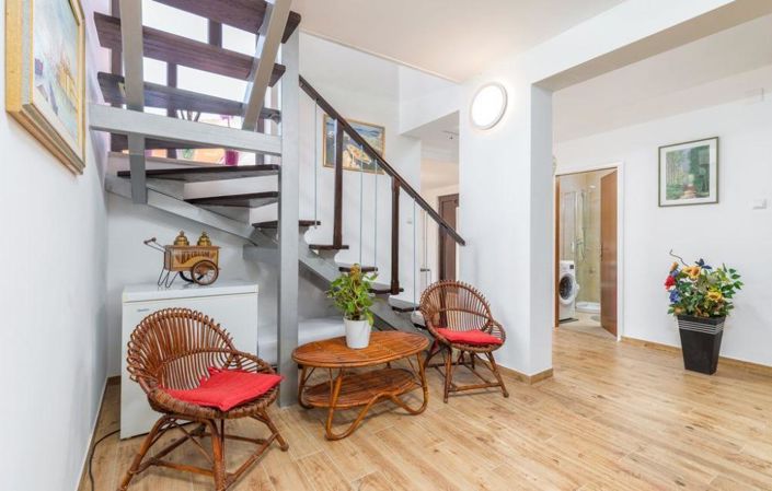 Image No.9-4 Bed Property for sale