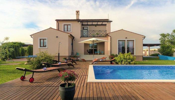 Image No.1-Propriété de 4 chambres à vendre à Croatie