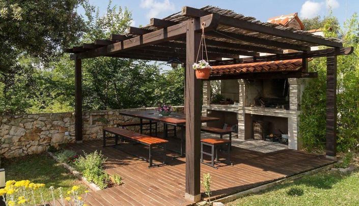 Image No.22-4 Bed Property for sale