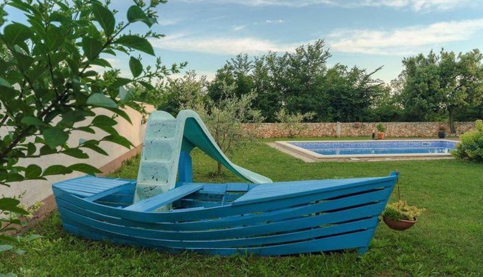 Image No.24-4 Bed Property for sale