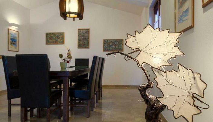 Image No.9-4 Bed Property for sale