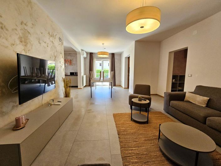 Image No.14-4 Bed Property for sale