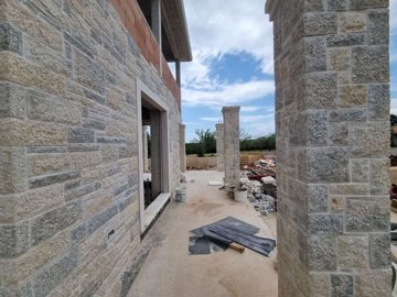 110785-484756