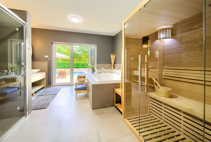 Image No.19-4 Bed Property for sale