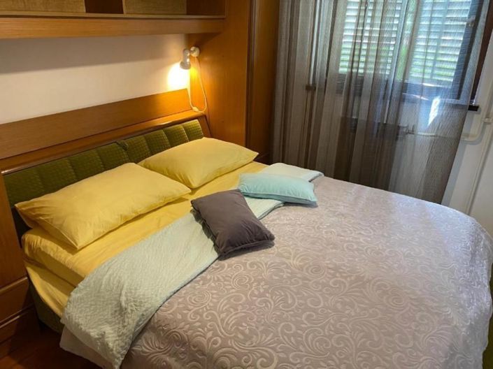 Image No.9-4 Bed Property for sale