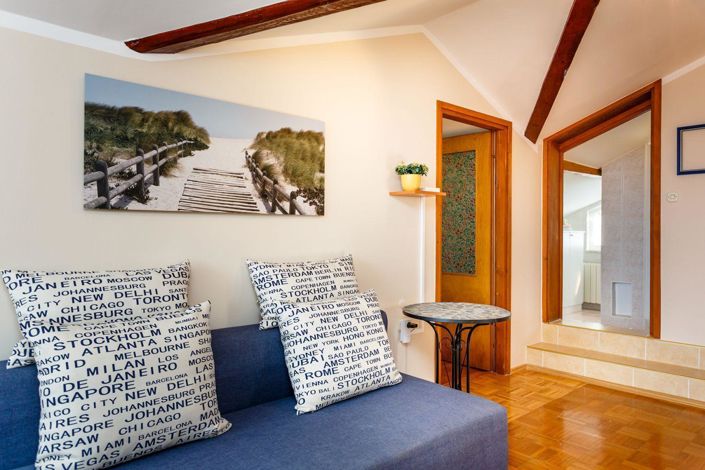 Image No.15-Propriété de 10 chambres à vendre à Malinska-Dubašnica