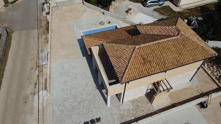 Image No.17-6 Bed Property for sale