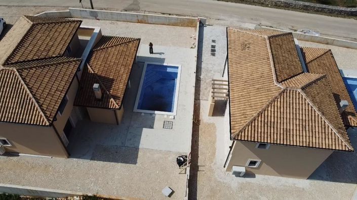 Image No.20-6 Bed Property for sale