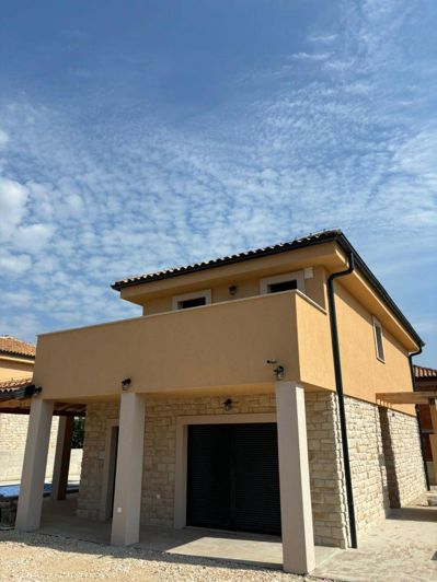 Image No.6-6 Bed Property for sale