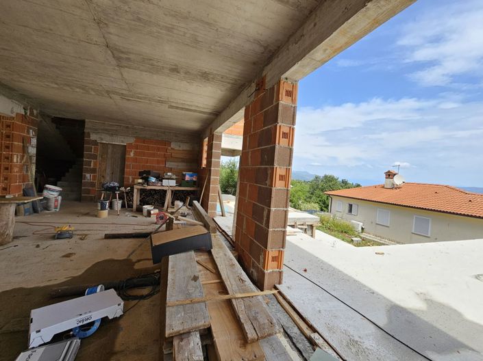 Image No.14-4 Bed Property for sale