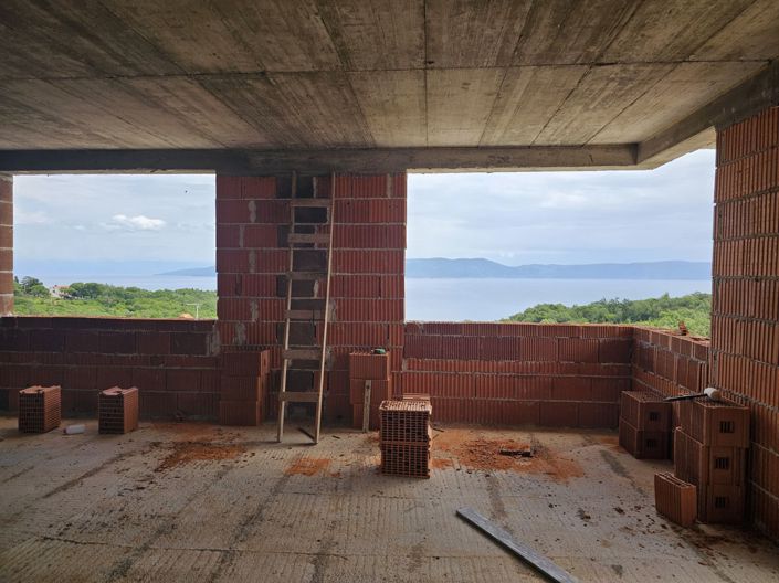 Image No.21-4 Bed Property for sale