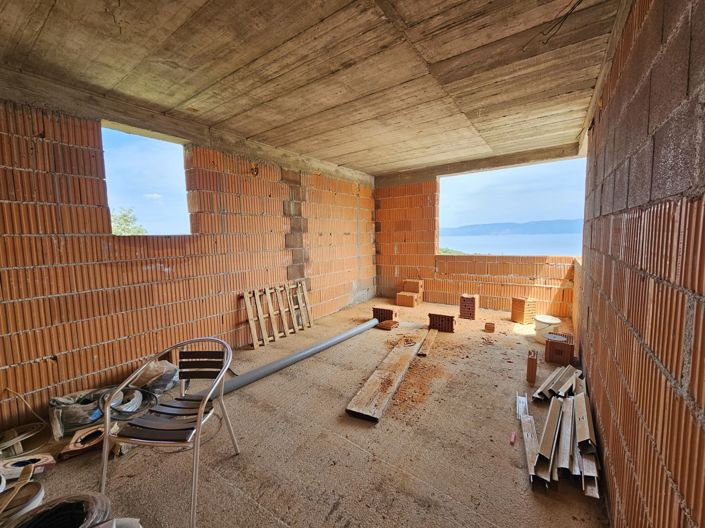 Image No.25-4 Bed Property for sale