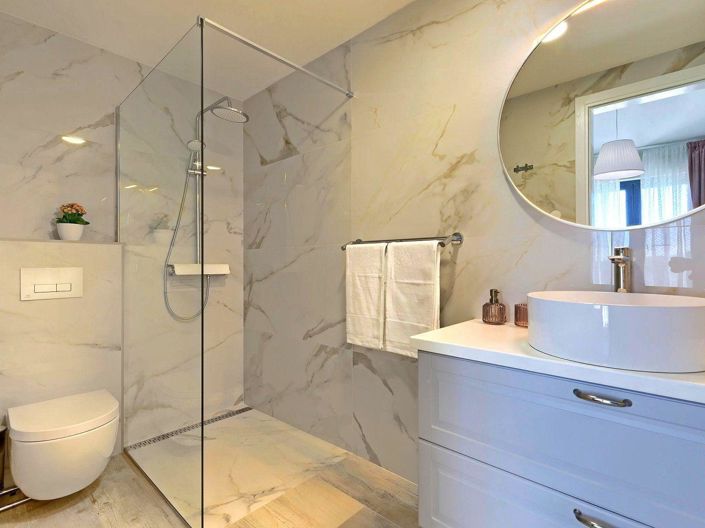 Image No.21-Propriété de 9 chambres à vendre à Brtonigla