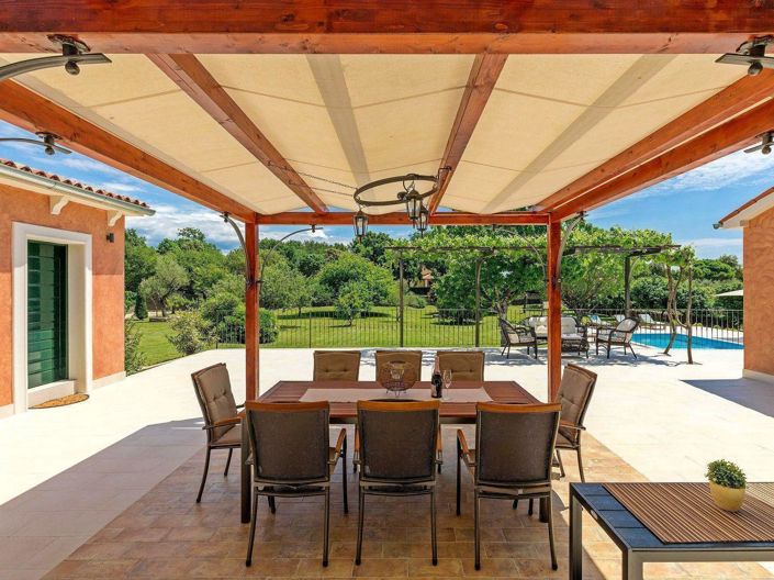 Image No.14-4 Bed Property for sale