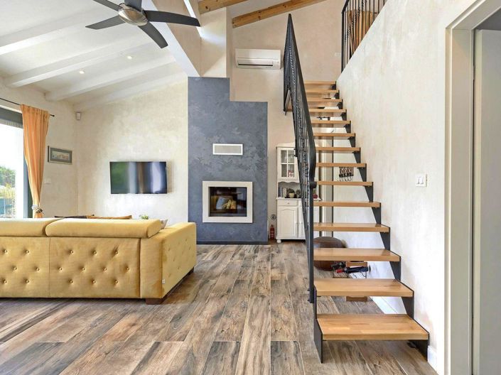 Image No.24-4 Bed Property for sale