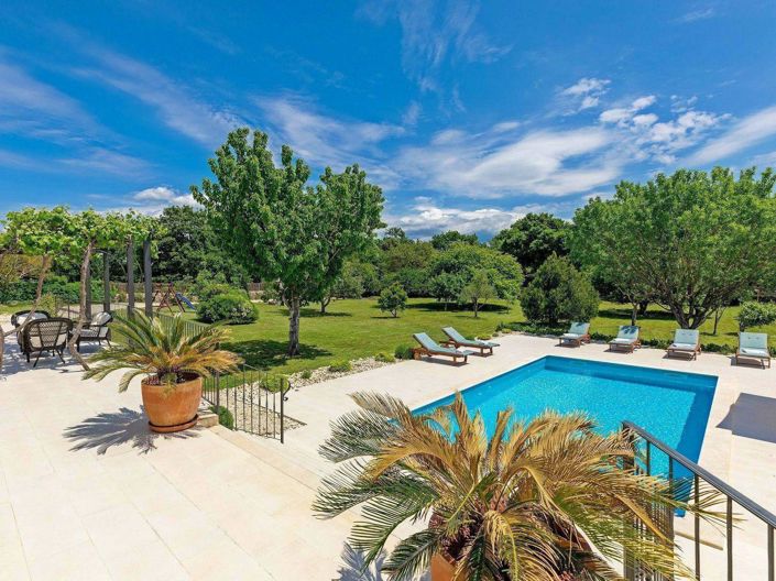 Image No.6-4 Bed Property for sale